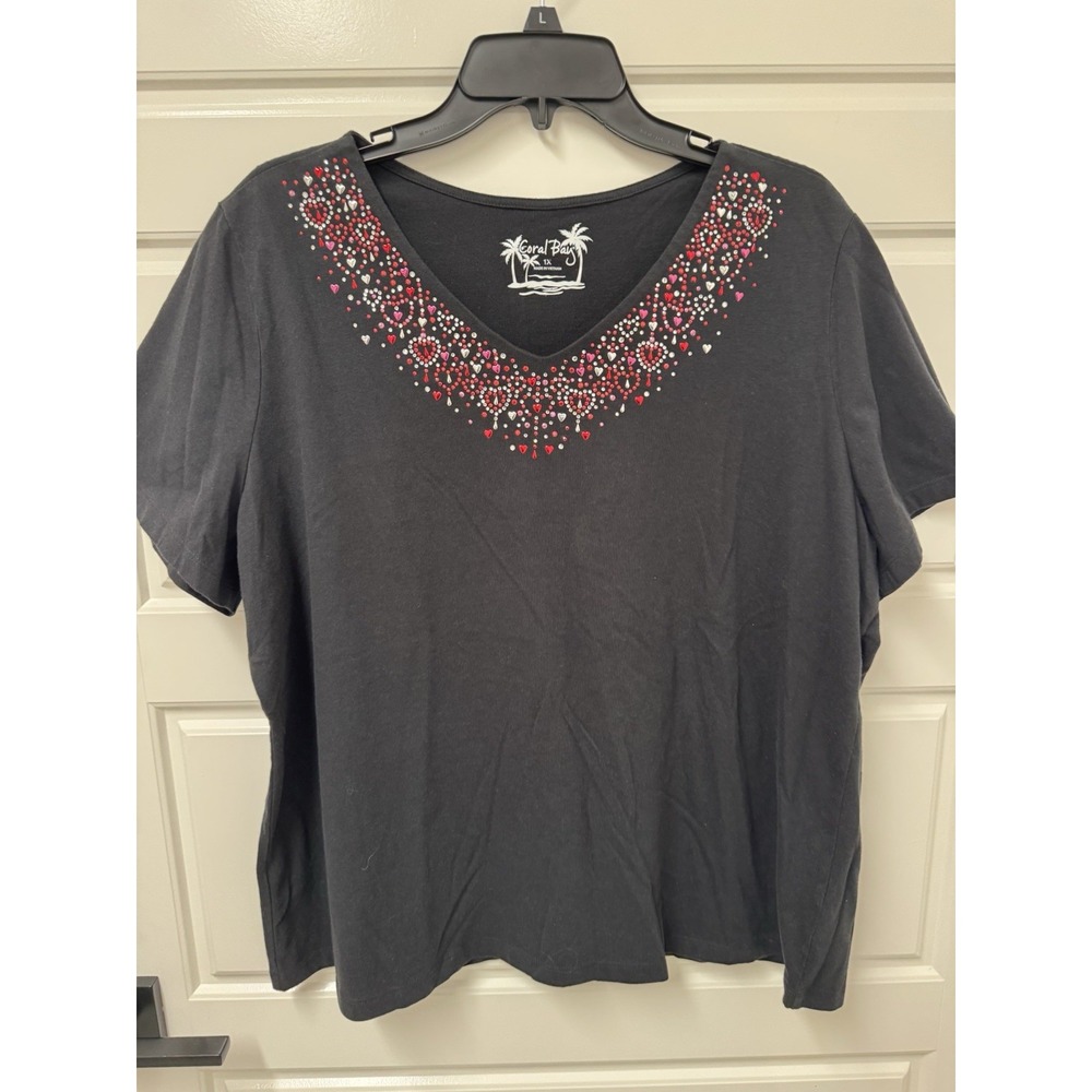 Coral Bay Women 1X Black Vneck Sequined Hearts Valentine Day Top Short Sleeve